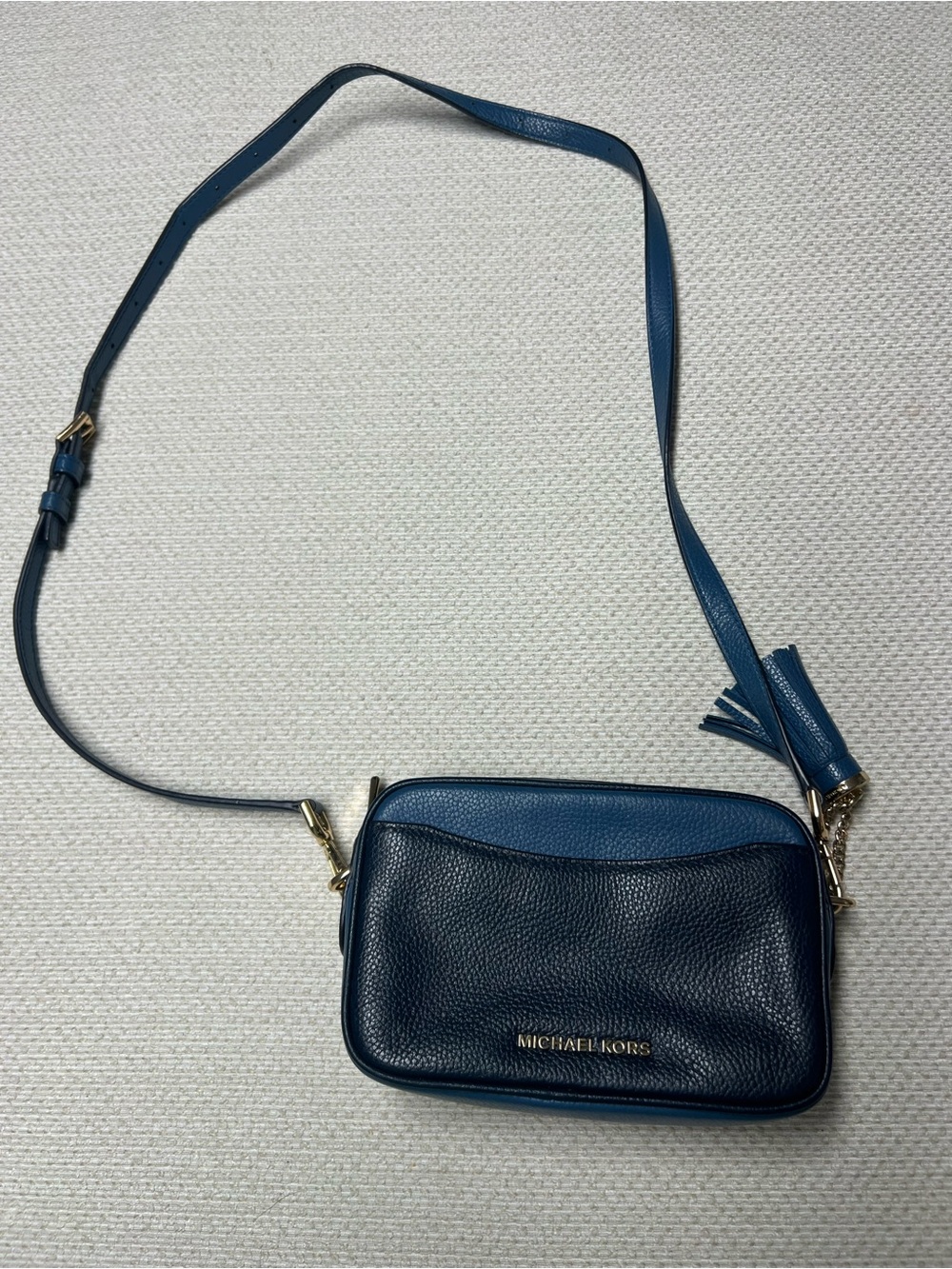 Michael Kors crossbody or belt bag